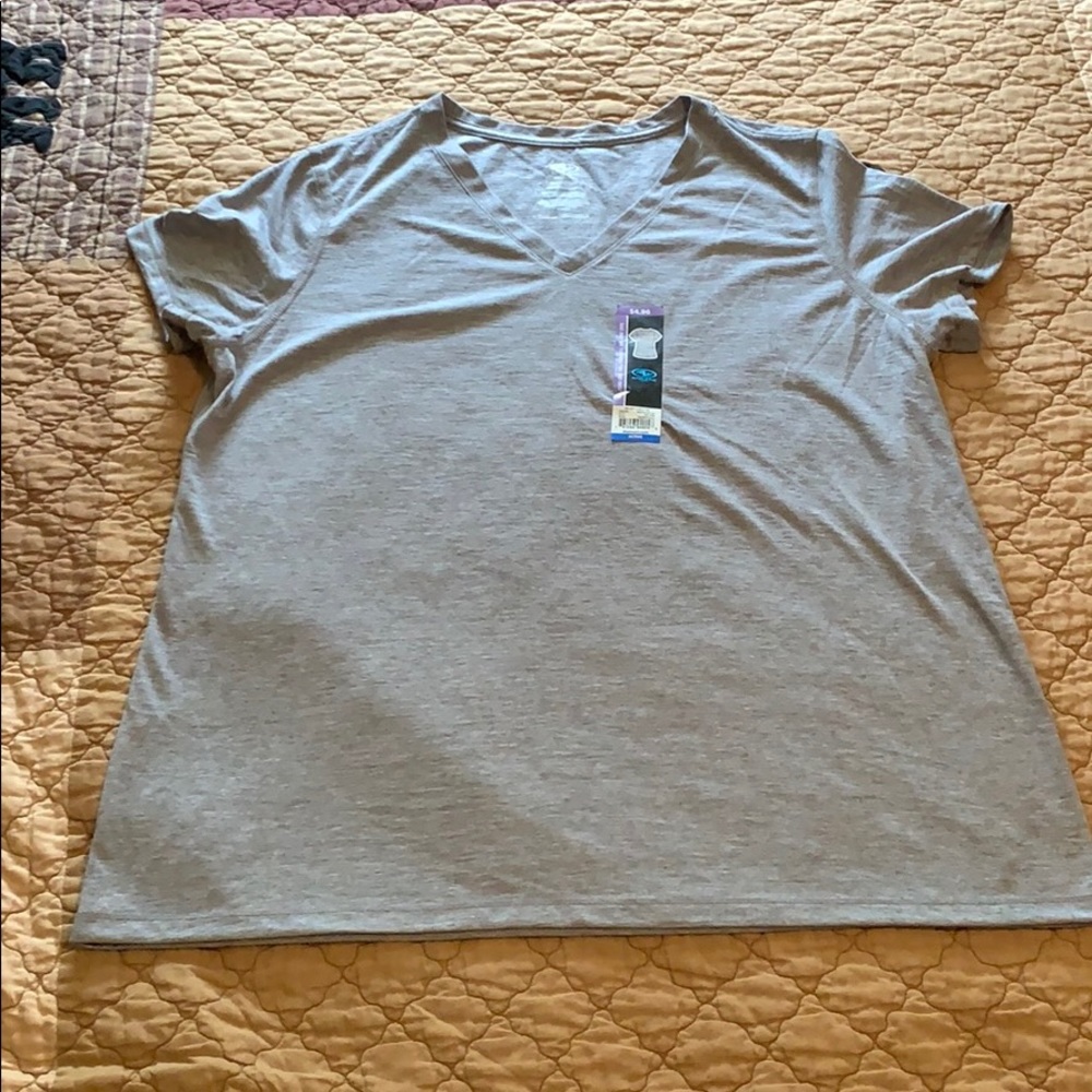 Athletic Works Grey tshirt